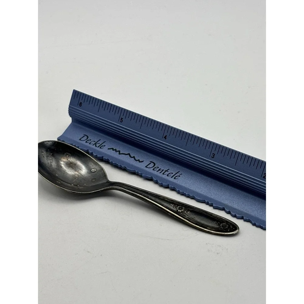 Vintage Oneida LTD‎ Silver-Plated Baby/Child Spoon